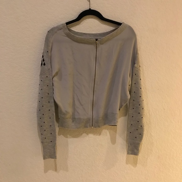 Sweet Winter Sweater - Picture 3 of 5